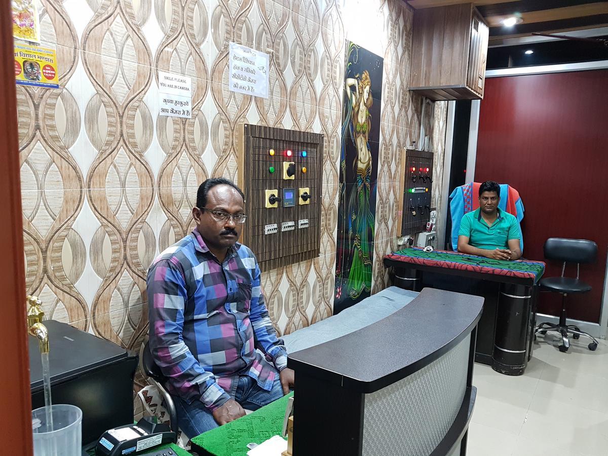 Hanumāngarh Nanda Hotel المظهر الخارجي الصورة